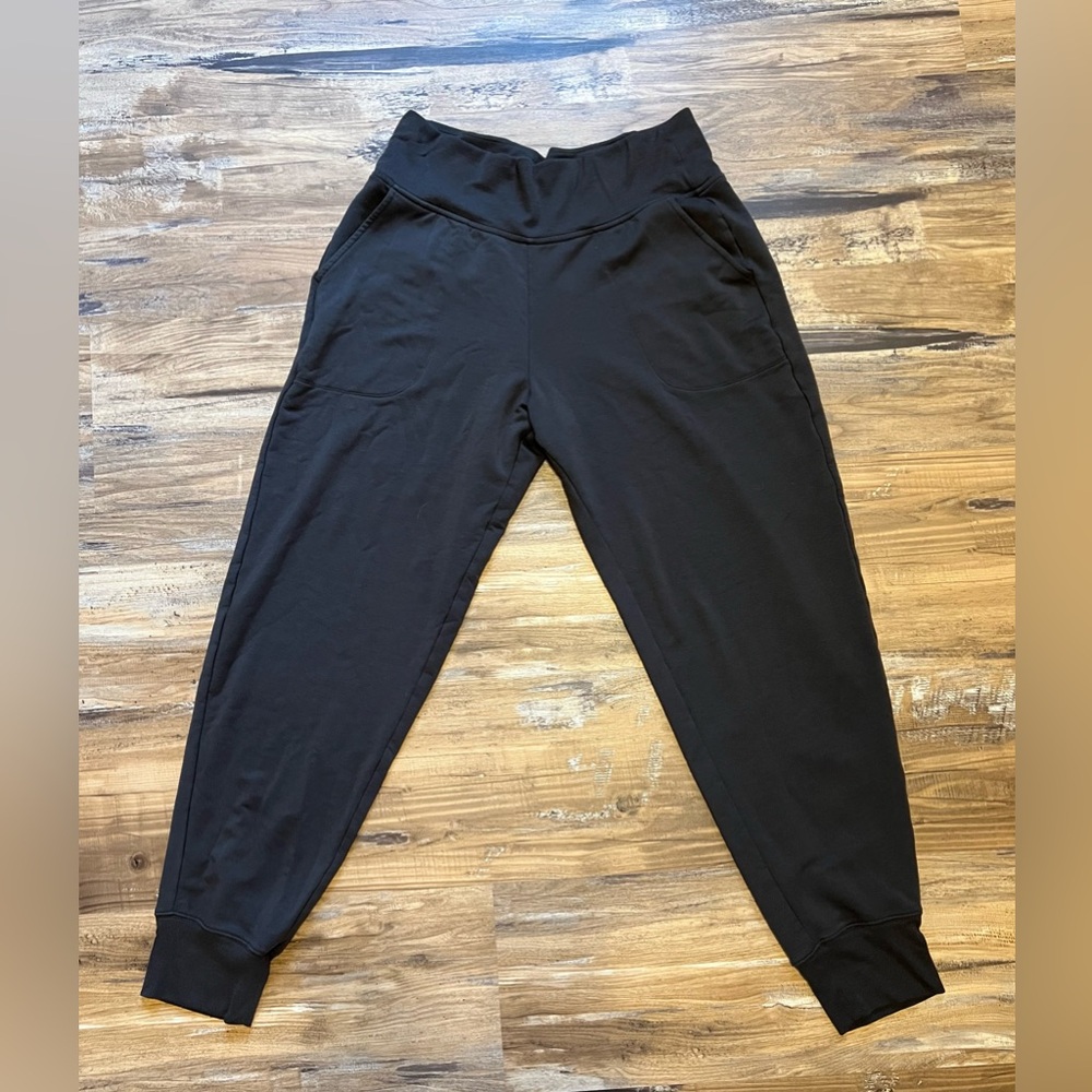 Athleta Women’s Coaster Luxe High Rise Jogger in Truffle, Size Large/Tall